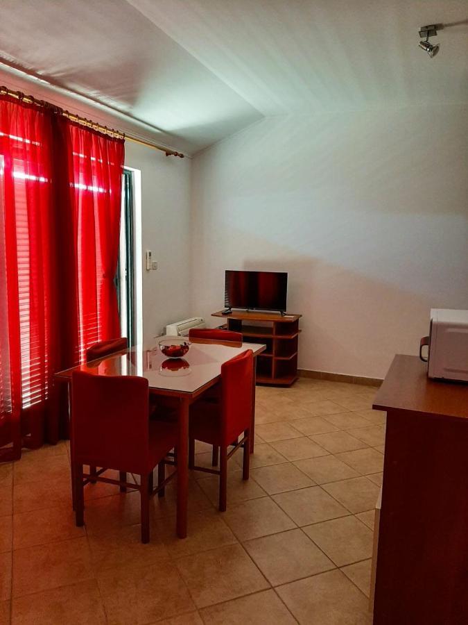 Apartments Cepo Makarska Buitenkant foto