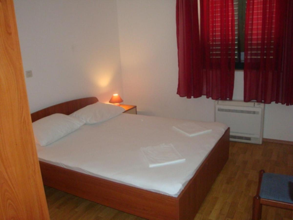 Apartments Cepo Makarska Buitenkant foto